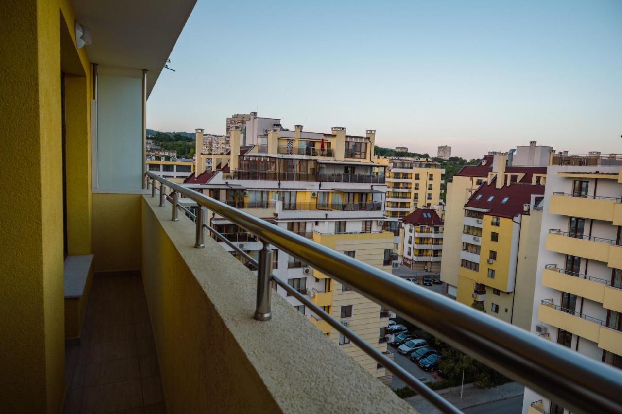 Emerald Suite With Private Parking Varna Eksteriør bilde