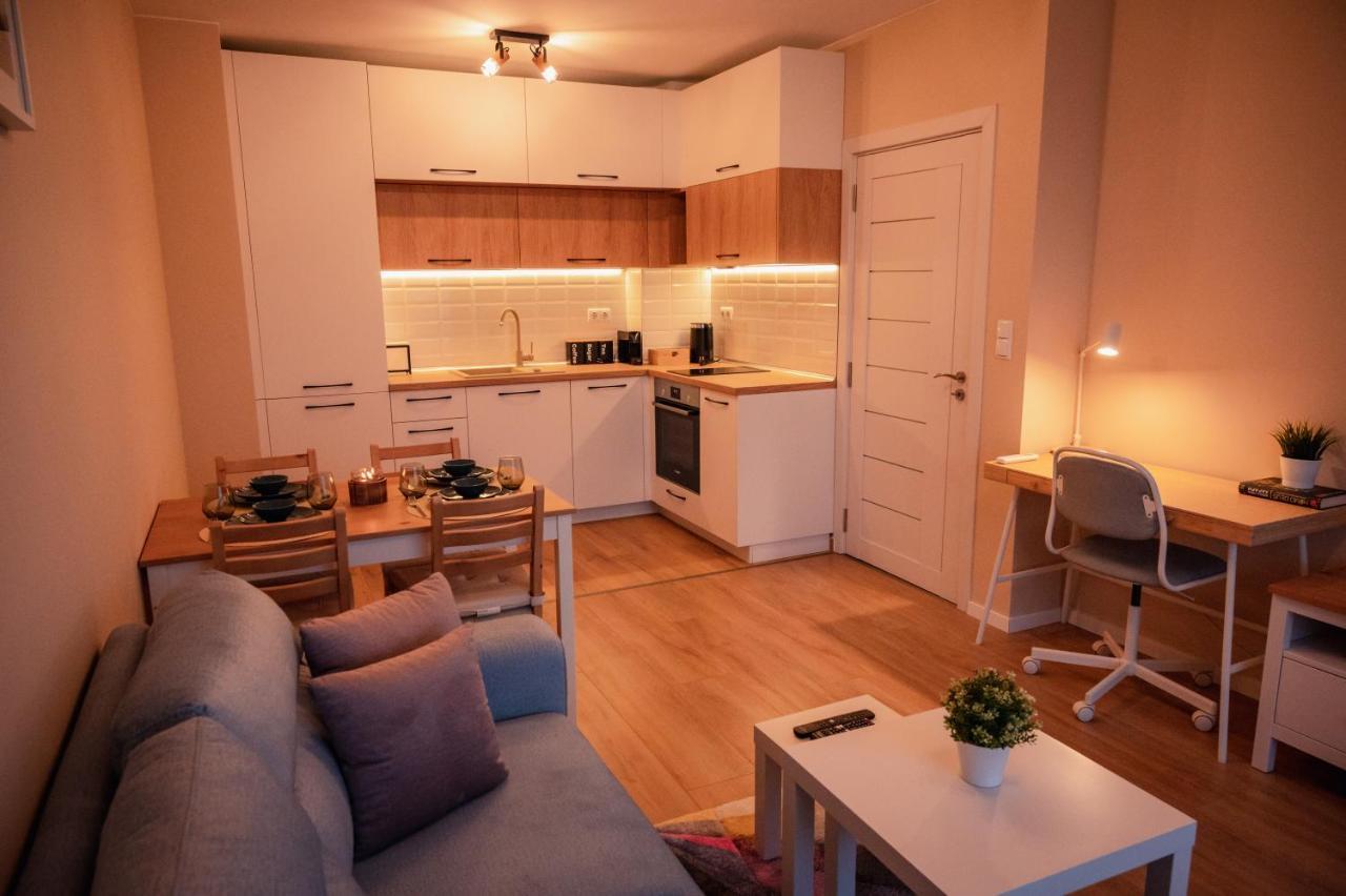 Emerald Suite With Private Parking Varna Eksteriør bilde